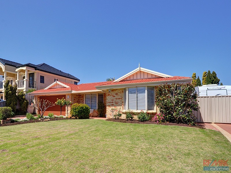 20 Delgado Parade, Iluka WA 6028