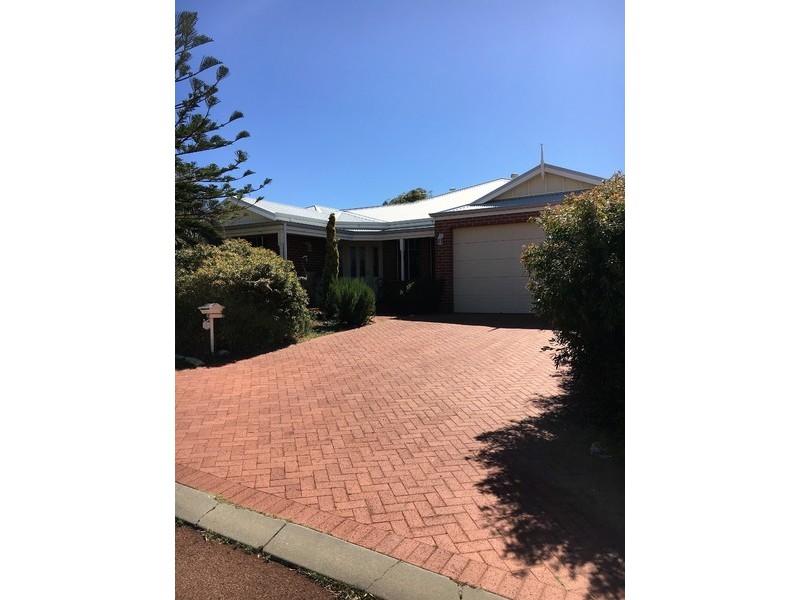 1 Seton Lane, Kinross WA 6028