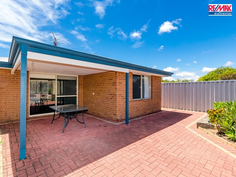 5 Lebeo Court, Heathridge WA 6027