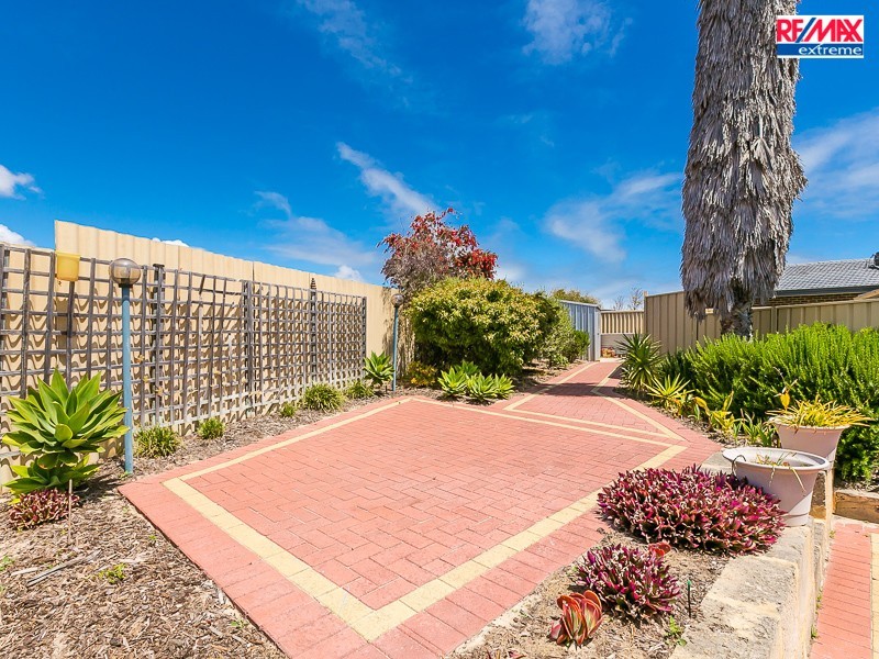5 Lebeo Court, Heathridge WA 6027
