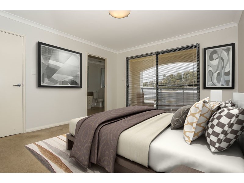 15 Redfern Bend, Clarkson WA 6030