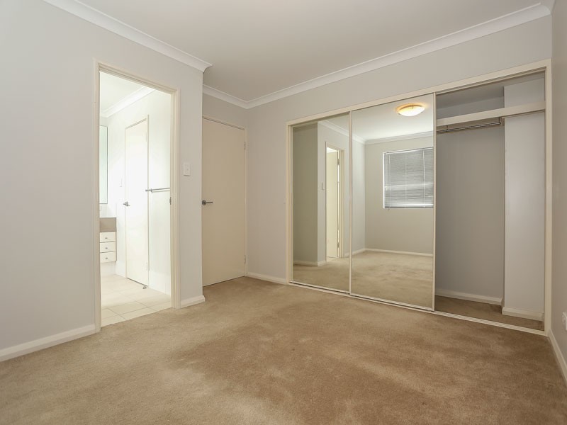 15 Redfern Bend, Clarkson WA 6030