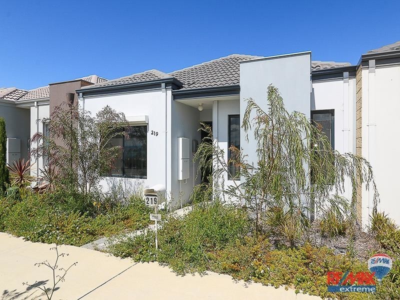 219 Camborne Parkway, Butler WA 6036