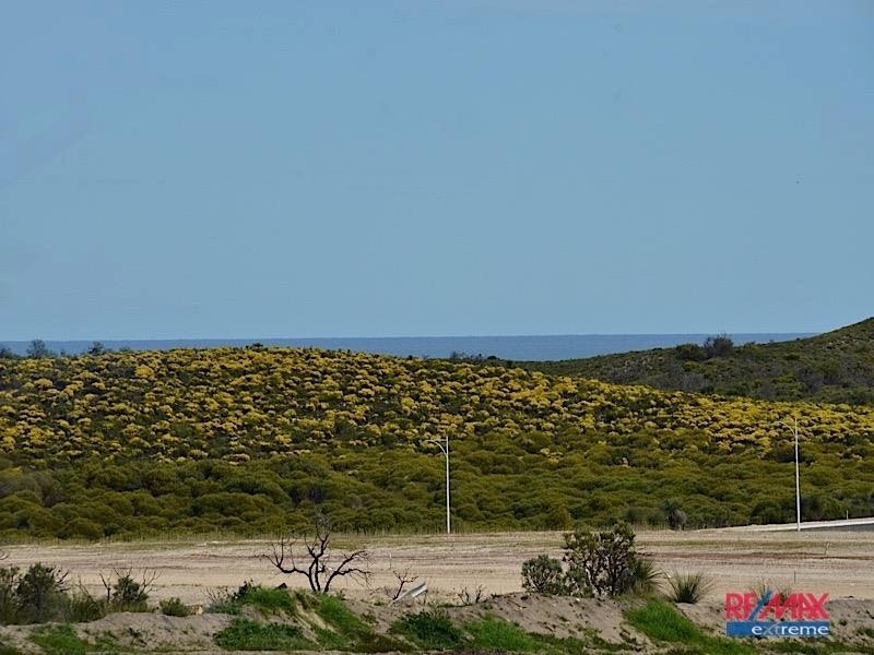 68 Skysail Avenue, Alkimos WA 6038