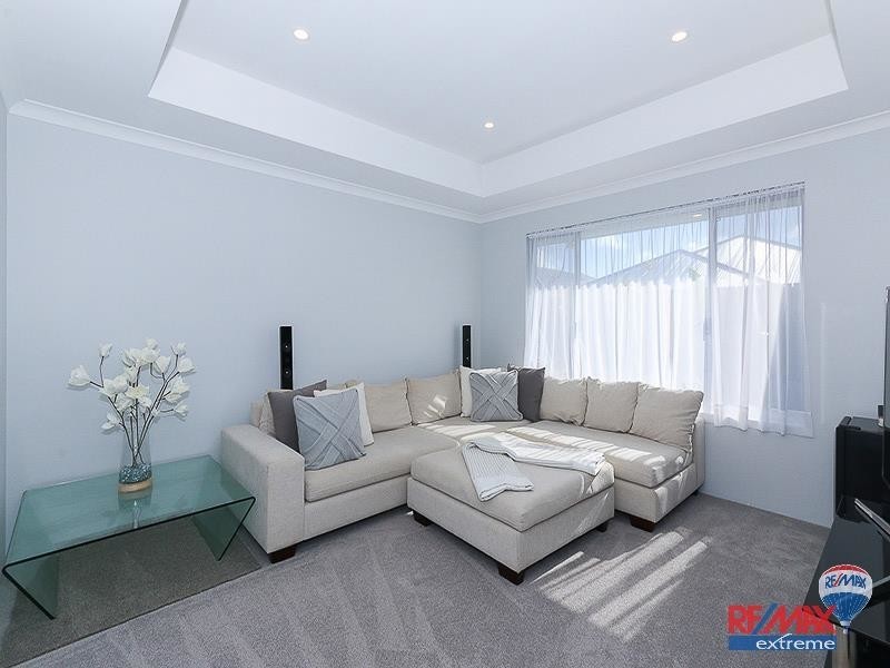 28 Marlinspike Boulevard, Jindalee WA 6036