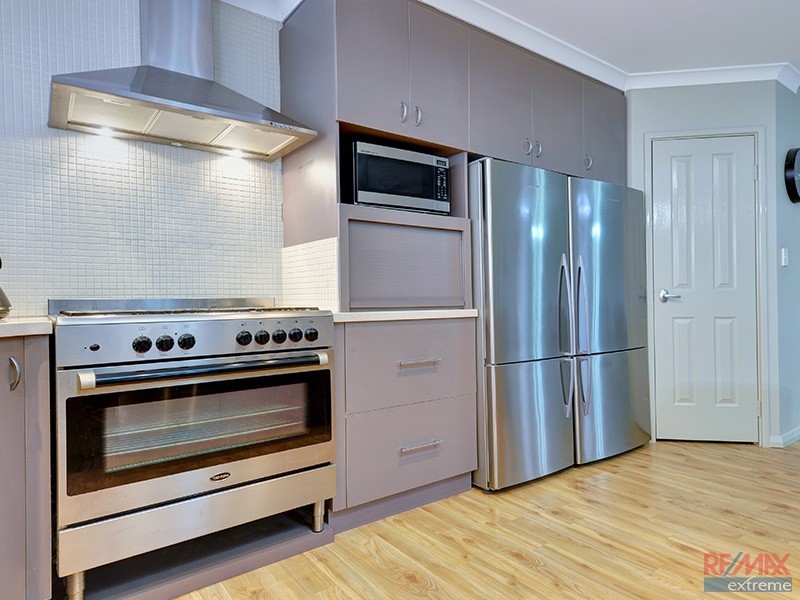 41 Dalecross Avenue, Madeley WA 6065