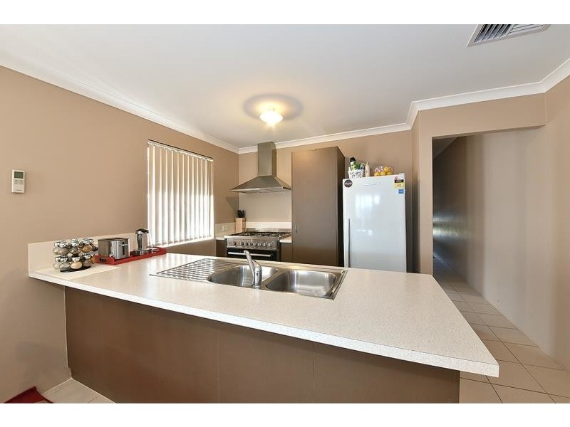 86 Redington Drive, Butler WA 6036