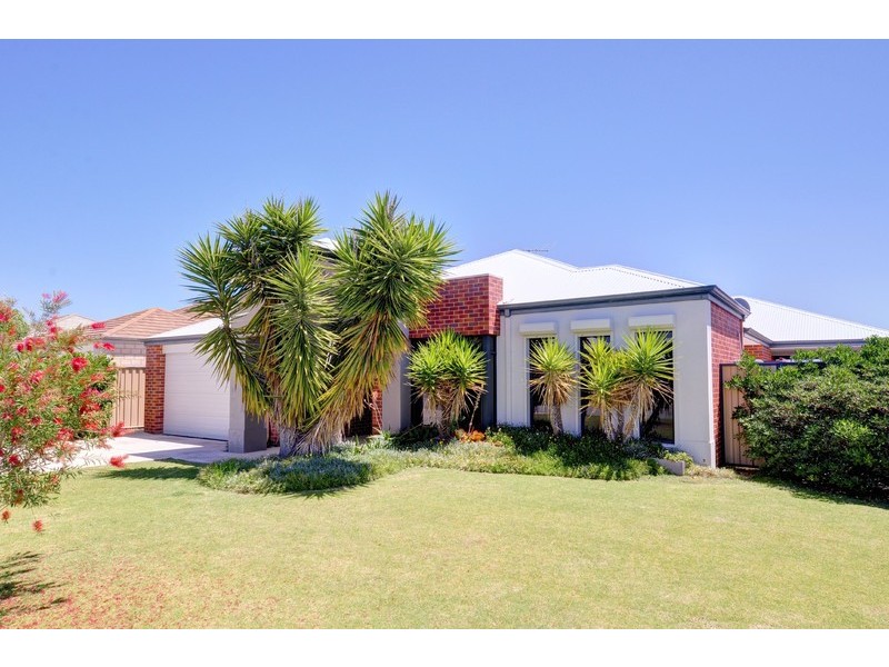 4 Tibicen Road, Tapping WA 6065