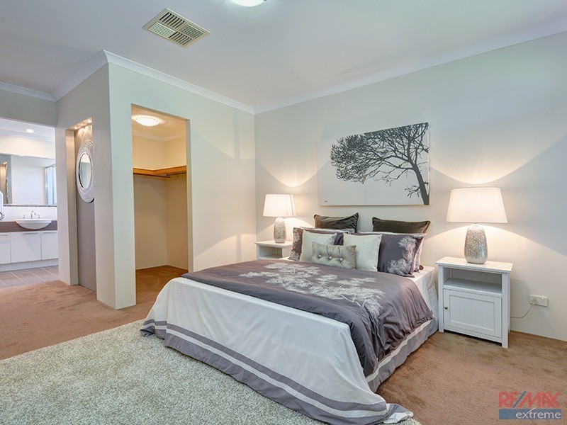4 Tibicen Road, Tapping WA 6065