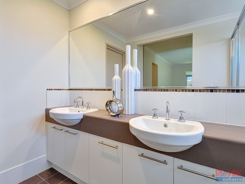 4 Tibicen Road, Tapping WA 6065