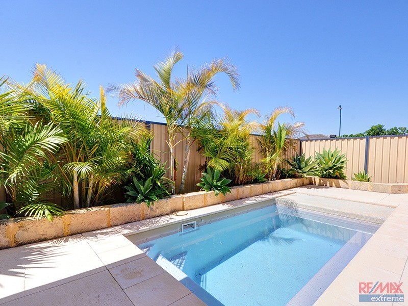 4 Tibicen Road, Tapping WA 6065