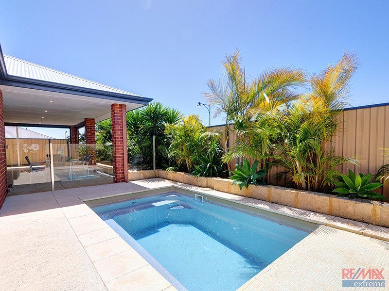4 Tibicen Road, Tapping WA 6065