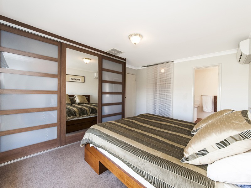 7 Gretna Court, Kinross WA 6028