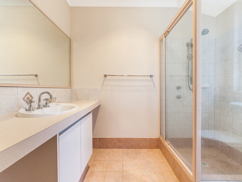 7 Gretna Court, Kinross WA 6028