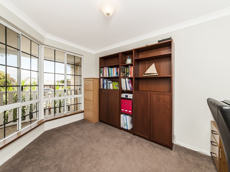 7 Gretna Court, Kinross WA 6028