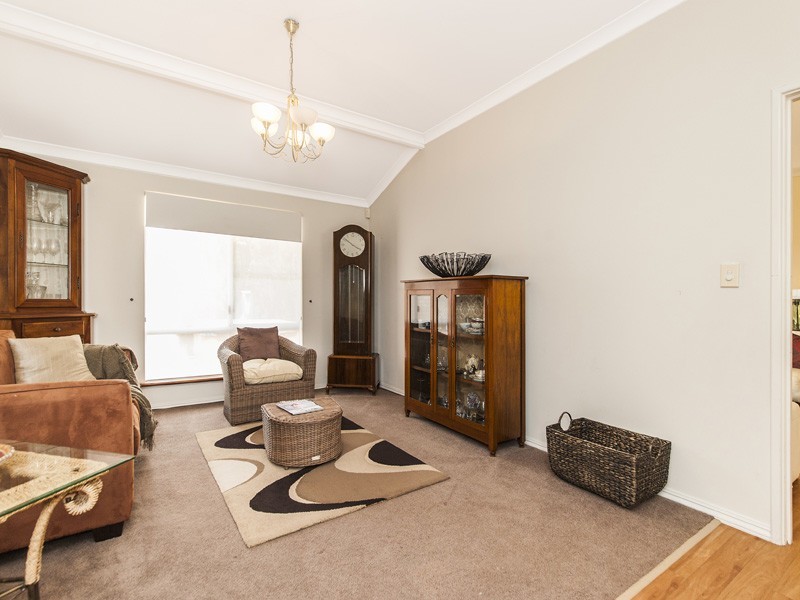 7 Gretna Court, Kinross WA 6028