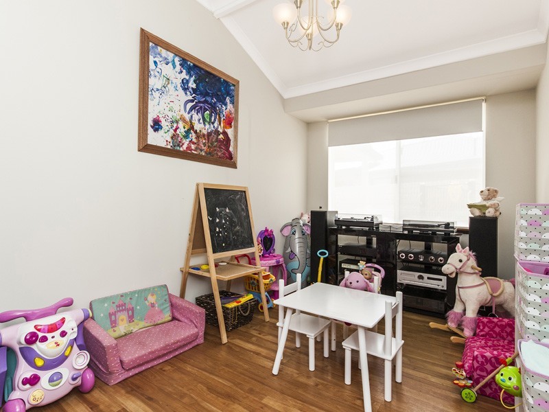 7 Gretna Court, Kinross WA 6028
