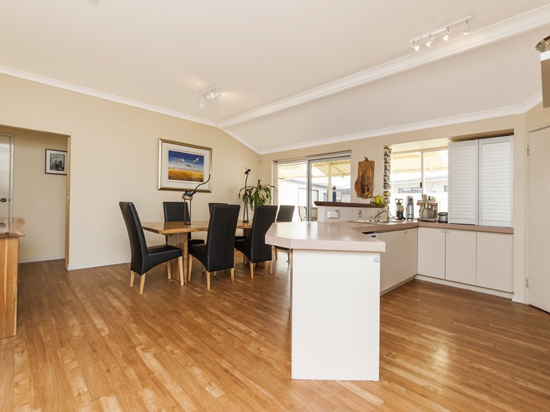 7 Gretna Court, Kinross WA 6028