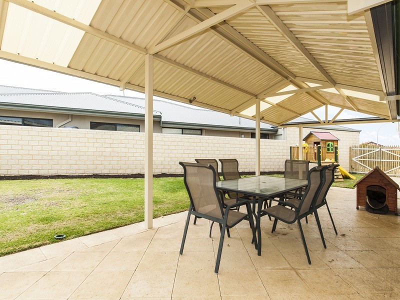 7 Gretna Court, Kinross WA 6028