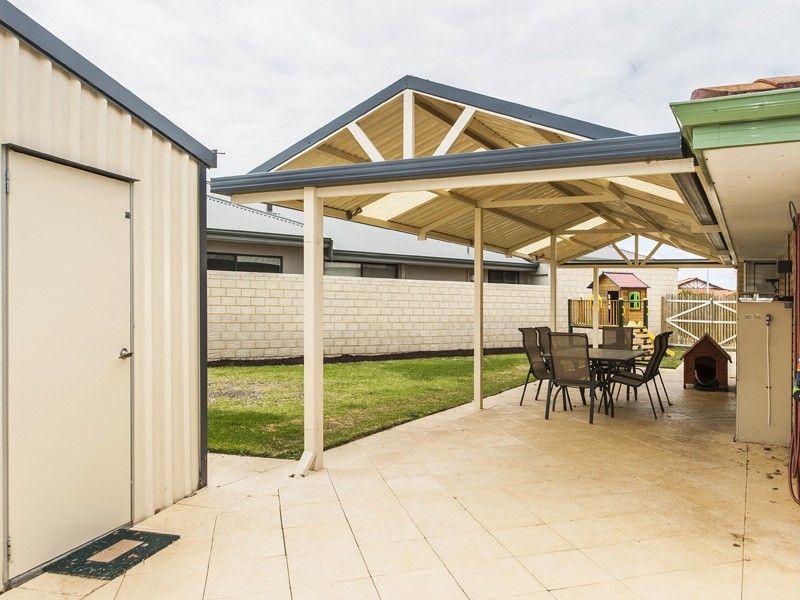 7 Gretna Court, Kinross WA 6028