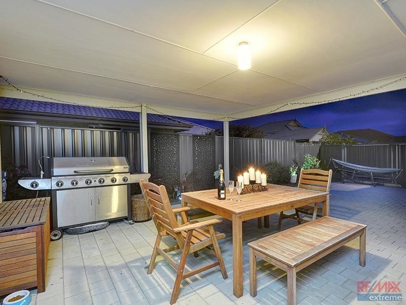 43 Grandis Boulevard, Banksia Grove WA 6031