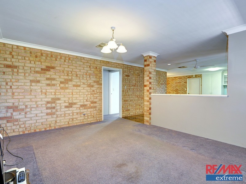 4 Mellows Place, Padbury WA 6025