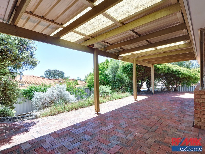 4 Mellows Place, Padbury WA 6025