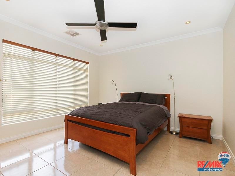 4 Helmsman Avenue, Alkimos WA 6038