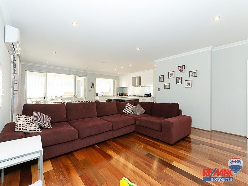 14a Driftwood Rise, Quinns Rocks WA 6030