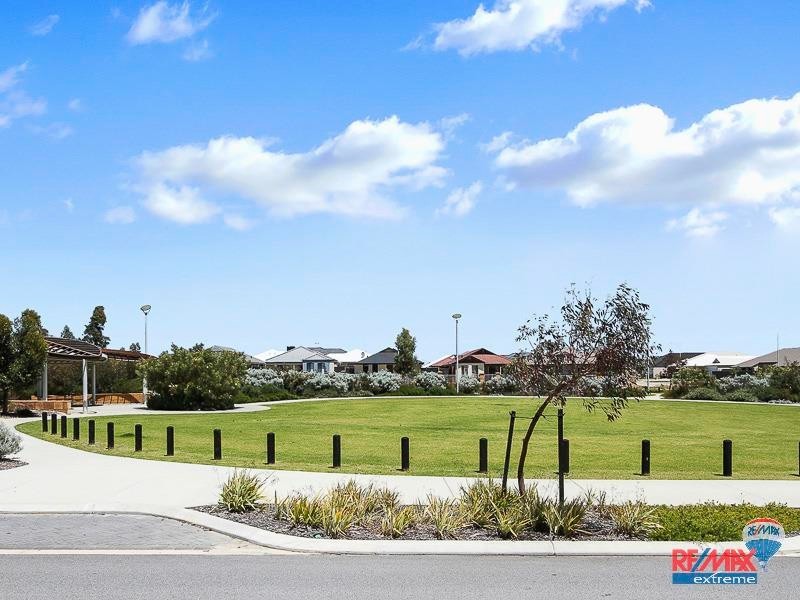 54 Bauer Circle, Banksia Grove WA 6031