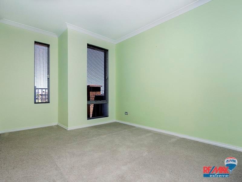 54 Bauer Circle, Banksia Grove WA 6031