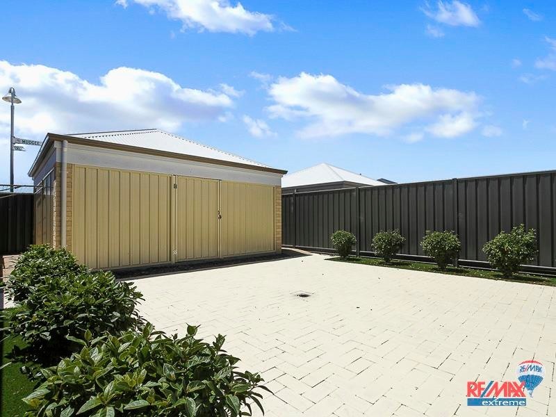 54 Bauer Circle, Banksia Grove WA 6031