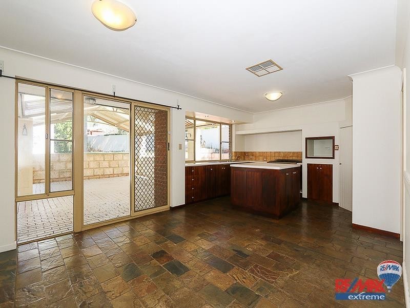 54 Lakevalley Drive, Edgewater WA 6027