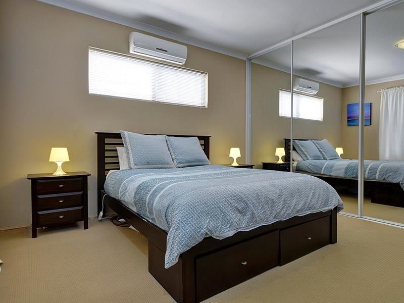 33 Zingarello Street, Pearsall WA 6065