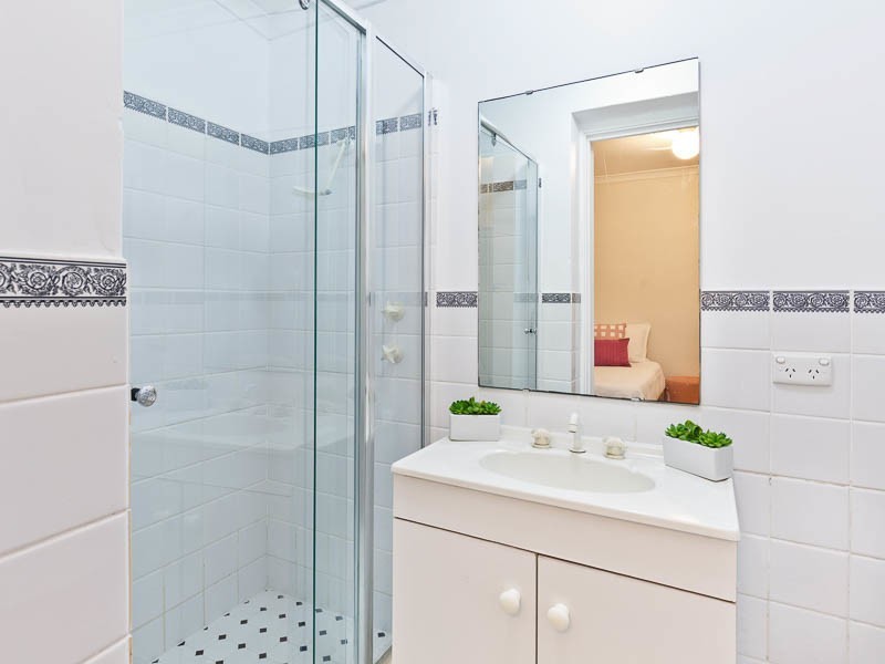 15 Armadale Road, Rivervale WA 6103