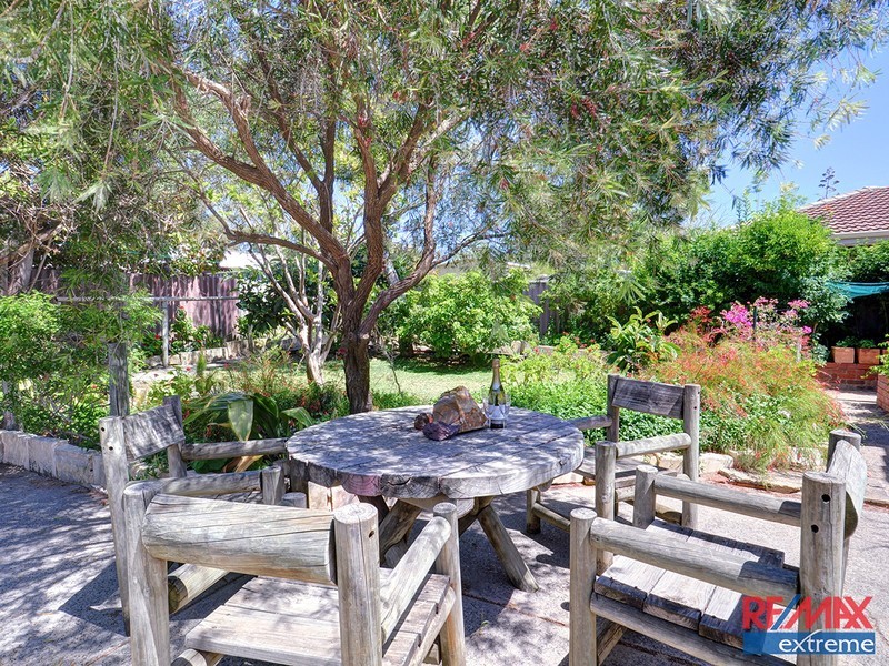 54 Eddystone Avenue, Craigie WA 6025