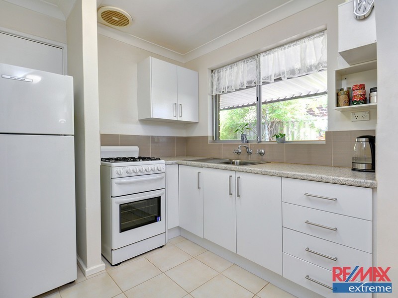 54 Eddystone Avenue, Craigie WA 6025