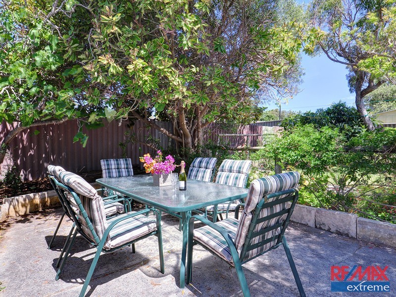 54 Eddystone Avenue, Craigie WA 6025