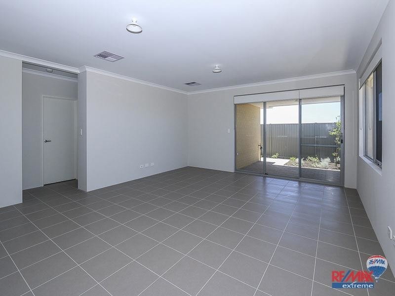 28 Verdigris Loop, Eglinton WA 6034