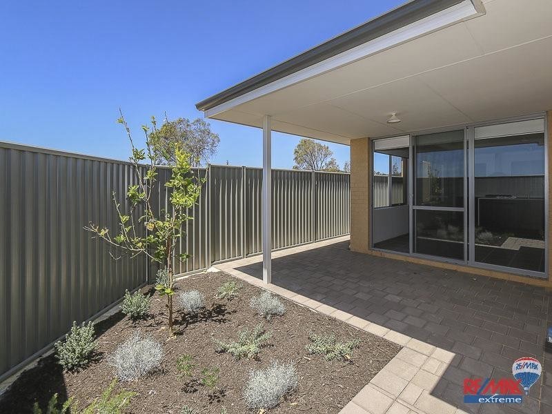 28 Verdigris Loop, Eglinton WA 6034