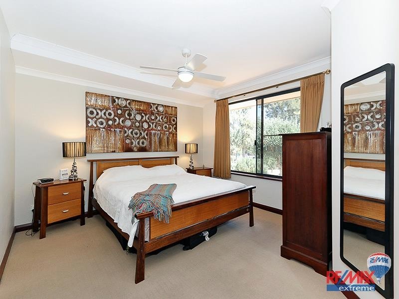 22 Heacham Avenue, Hocking WA 6065