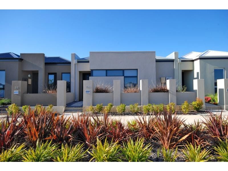 37 Navarre Way, Butler WA 6036