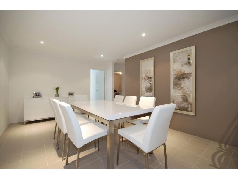 37 Navarre Way, Butler WA 6036