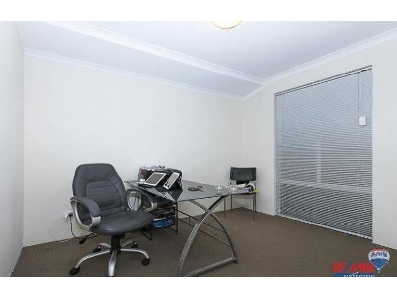 21 Portaferry Gardens, Ridgewood WA 6030