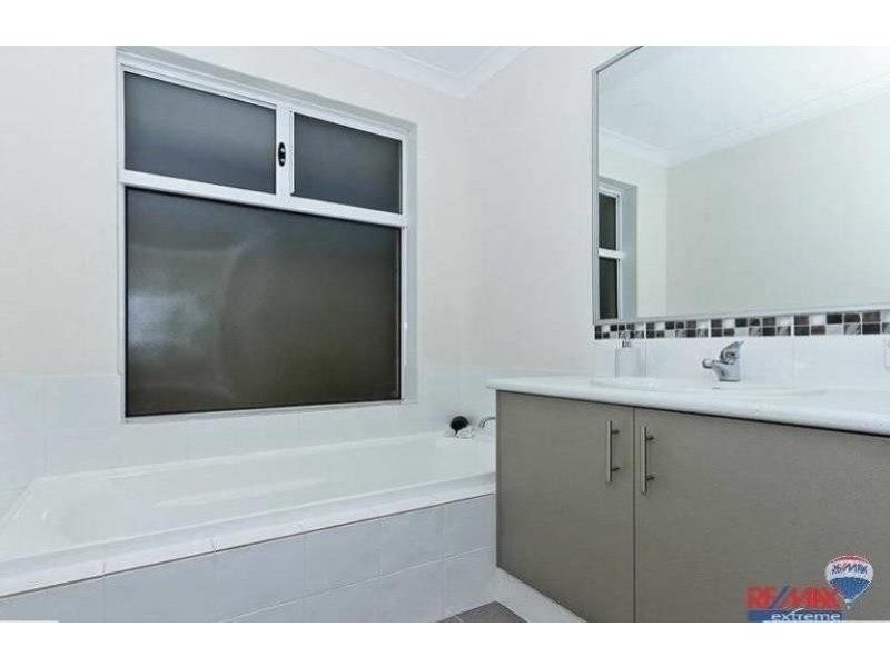 21 Portaferry Gardens, Ridgewood WA 6030