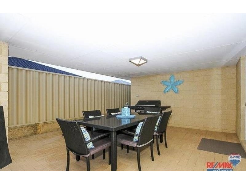 21 Portaferry Gardens, Ridgewood WA 6030