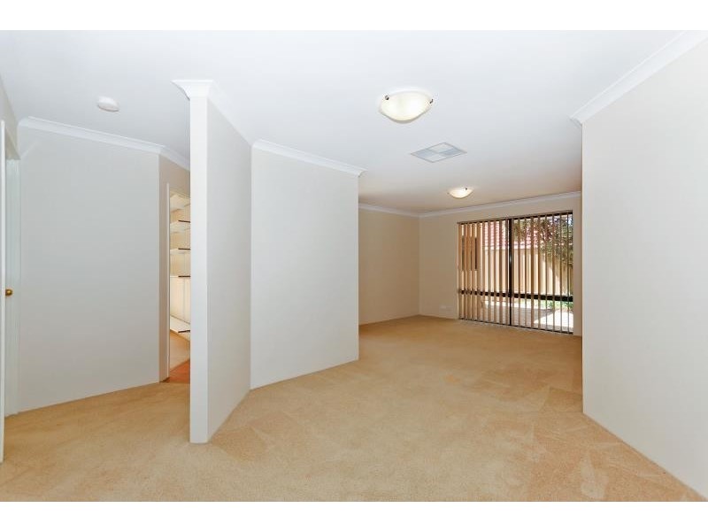 33 Paddington Avenue, Currambine WA 6028