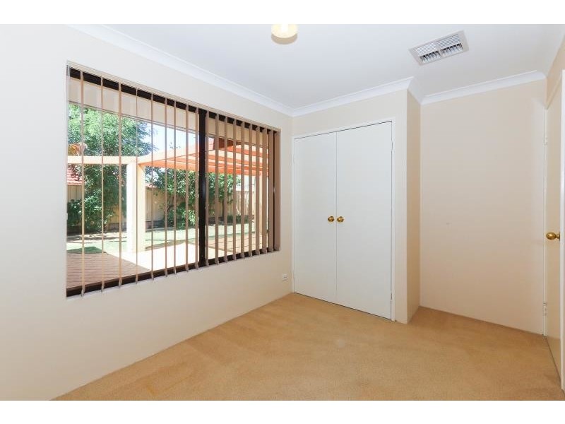 33 Paddington Avenue, Currambine WA 6028