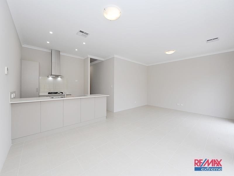 45 Aureate Way, Eglinton WA 6034