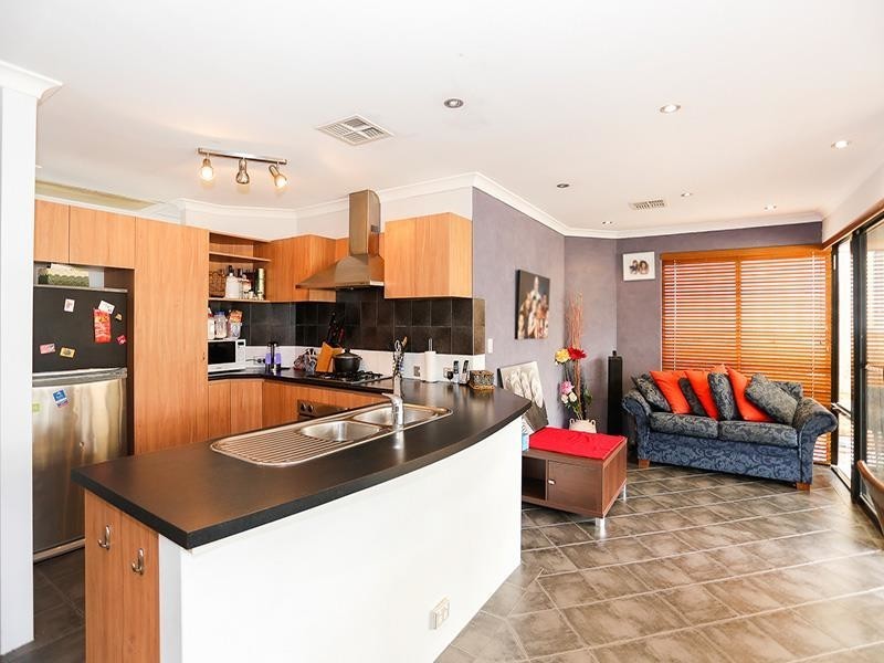 11 Bradman Drive, Butler WA 6036